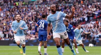 بهدف مُذهل من سيمينيو.. مانشستر سيتي يفوز بكأس الاتحاد الإنجليزي على حساب تشيلسي