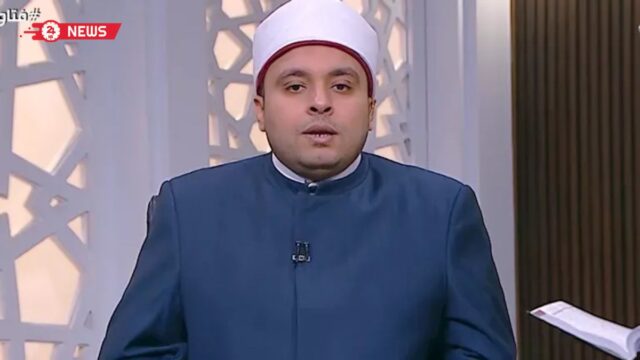 أمين الفتوى يوضح حكم اتباع المرأة للجنازة وضوابط حضور الدفن