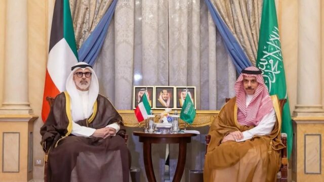جهود استعادة الأمن والاستقرار في المنطقة بين السعودية والكويت