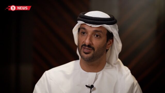 عبدالله بن طوق يبين لـCNN معدلات النمو المتوقعة بالاقتصاد الإماراتي