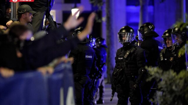 من الاحتجاج إلى النهب والشغب.. اعتقال نحو 100 شخص في برشلونة