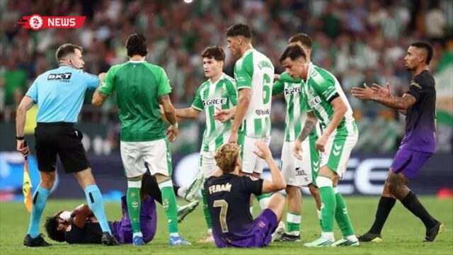 ريال بيتيس يفوز على مالجا 2-1 في الدوري الإسباني